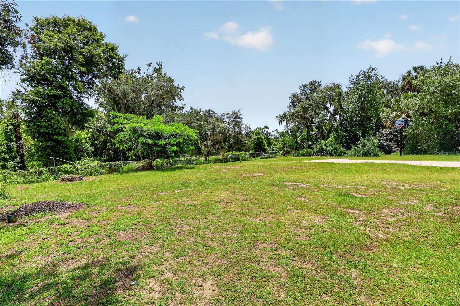 So much yard space for activities!