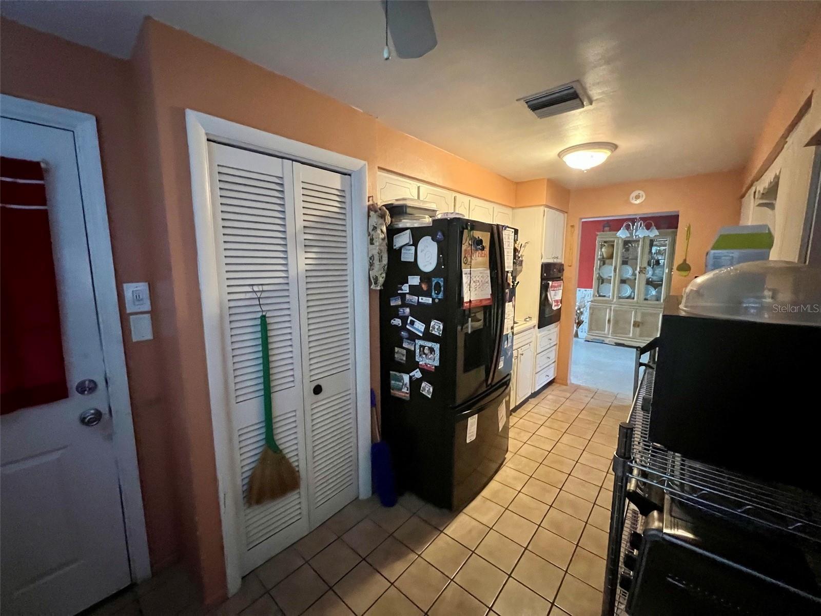 Long kitchen