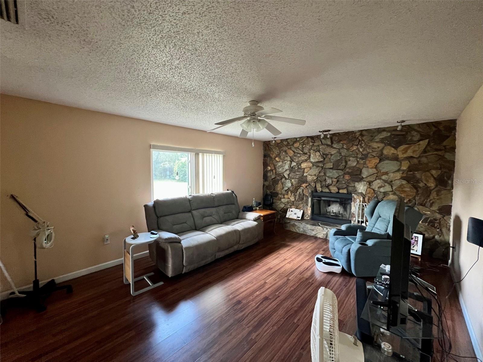 Look st that masonry work on the fireplace