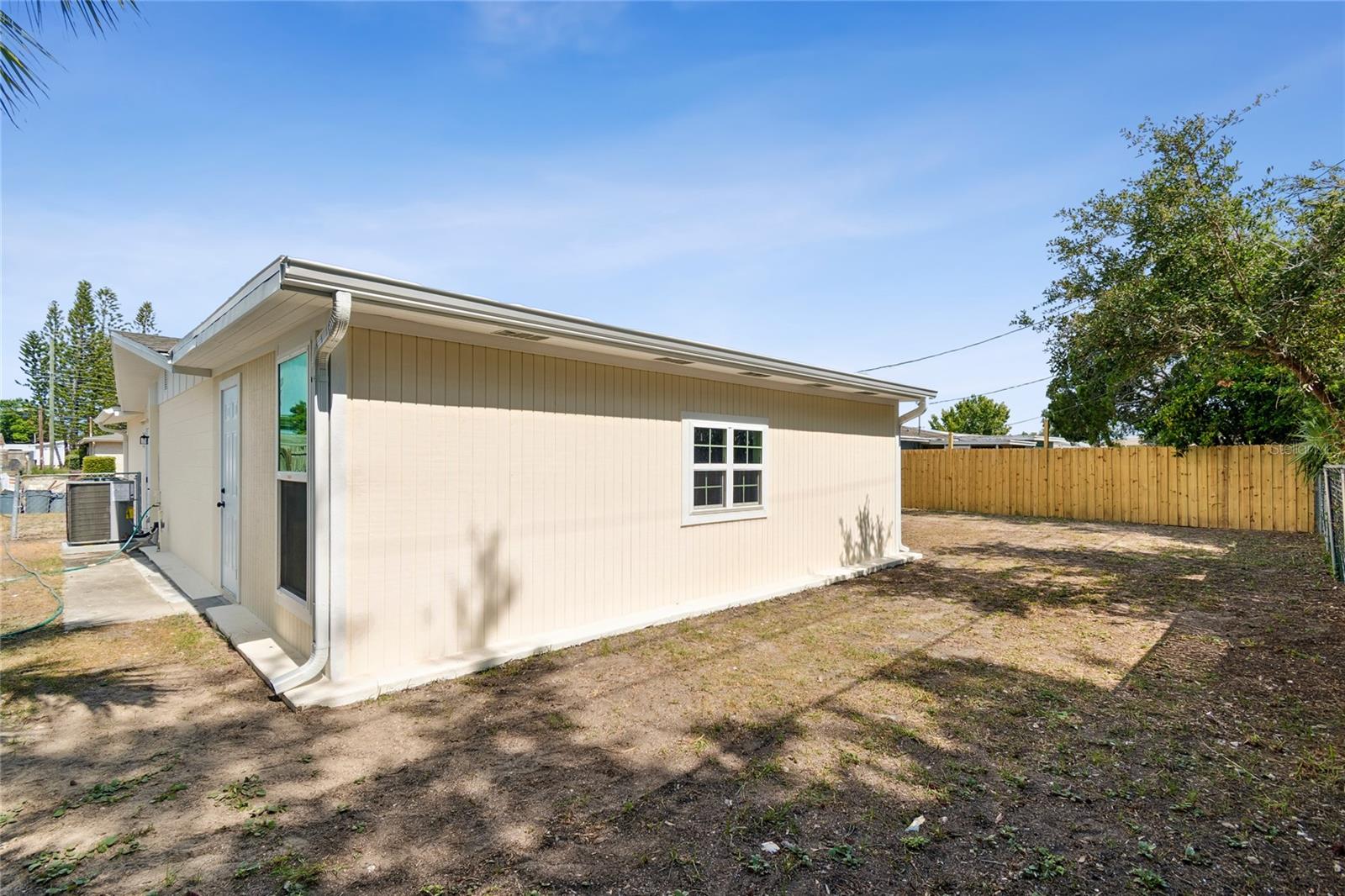 TB8519062