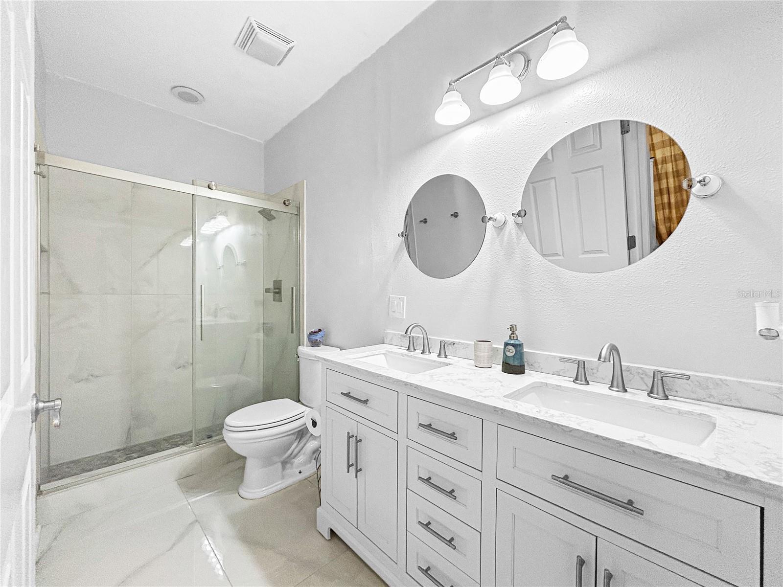 second floor Bath