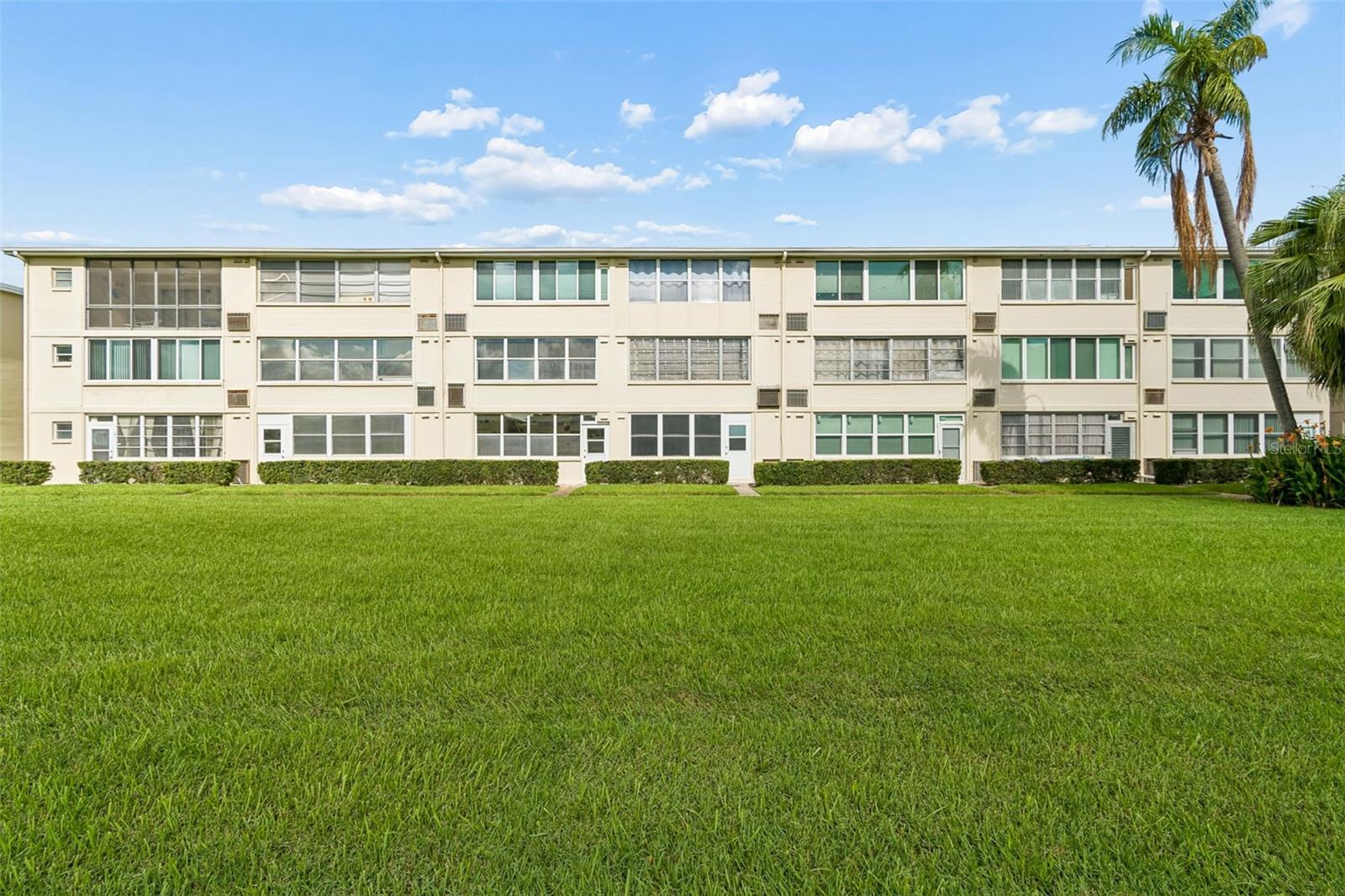 Lots of greenspace in this well-maintained Courtyard