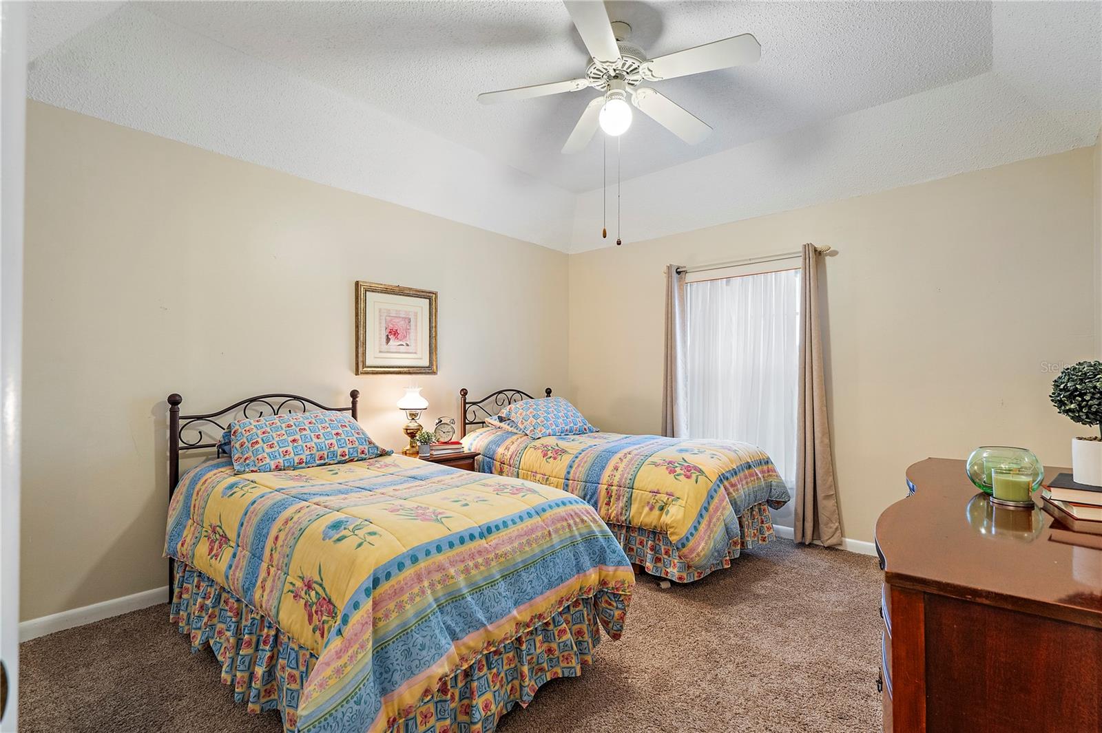 Guest bedroom