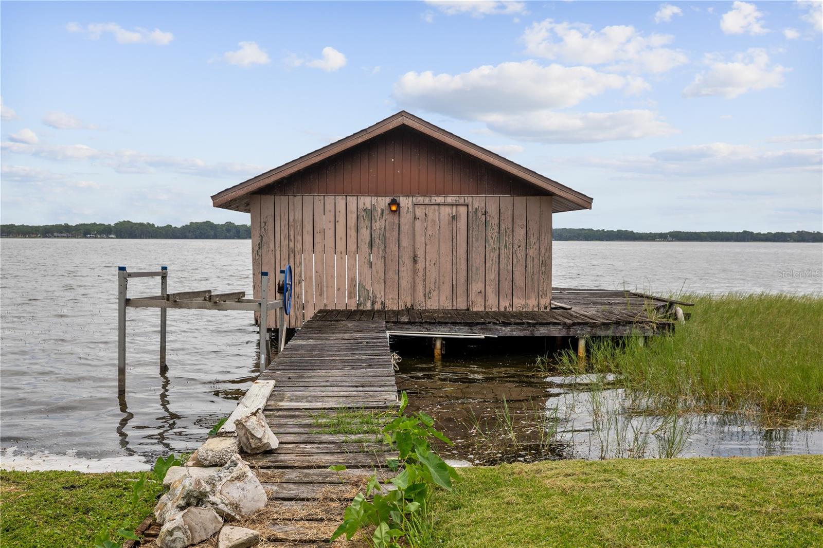 BOAT HOUSE!!!