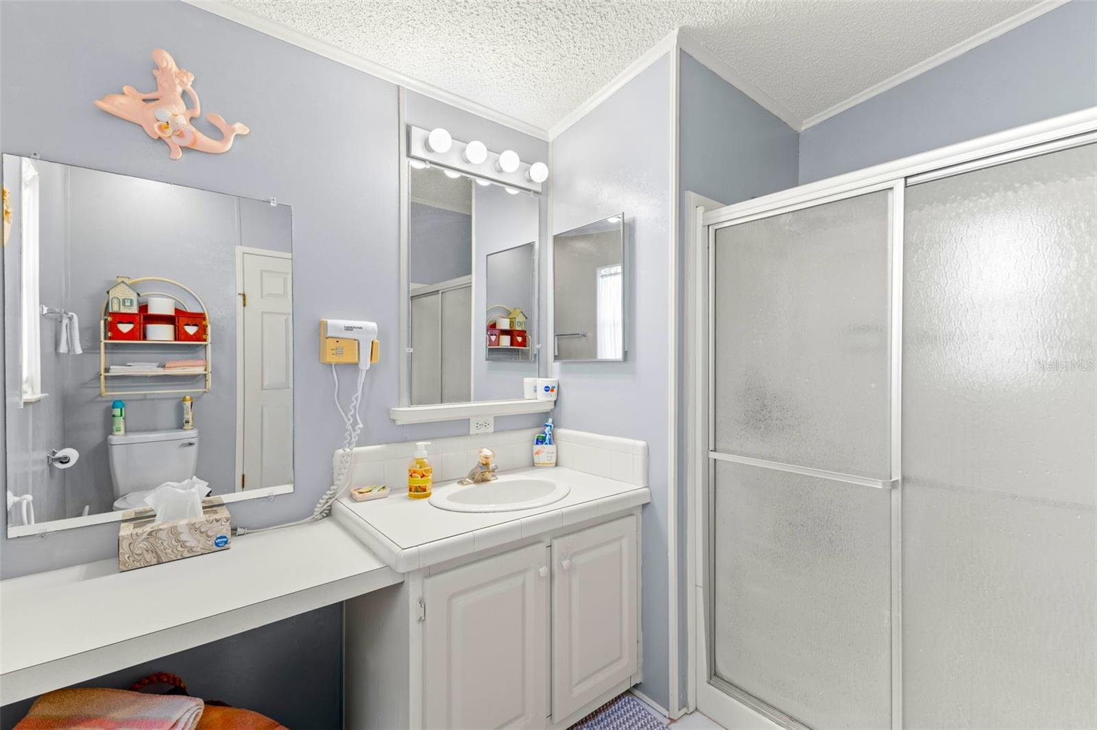 Ensuite