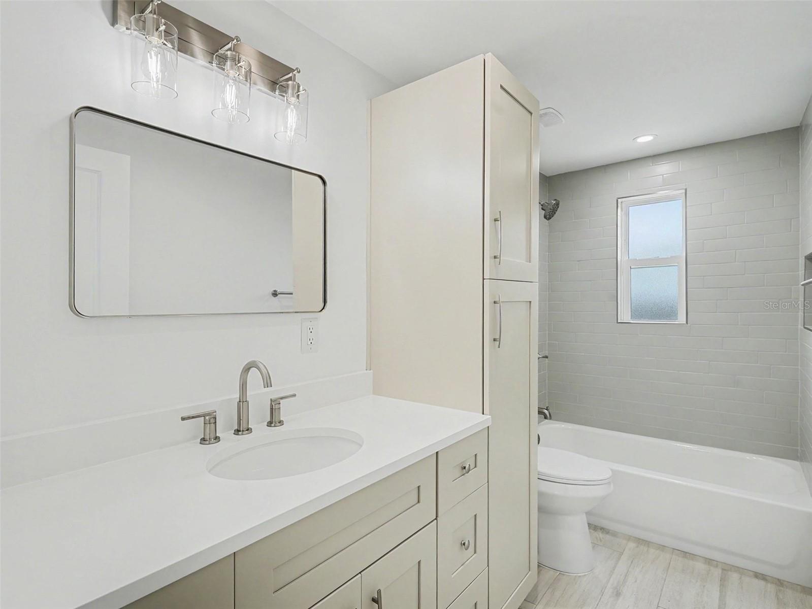 Main bathroom