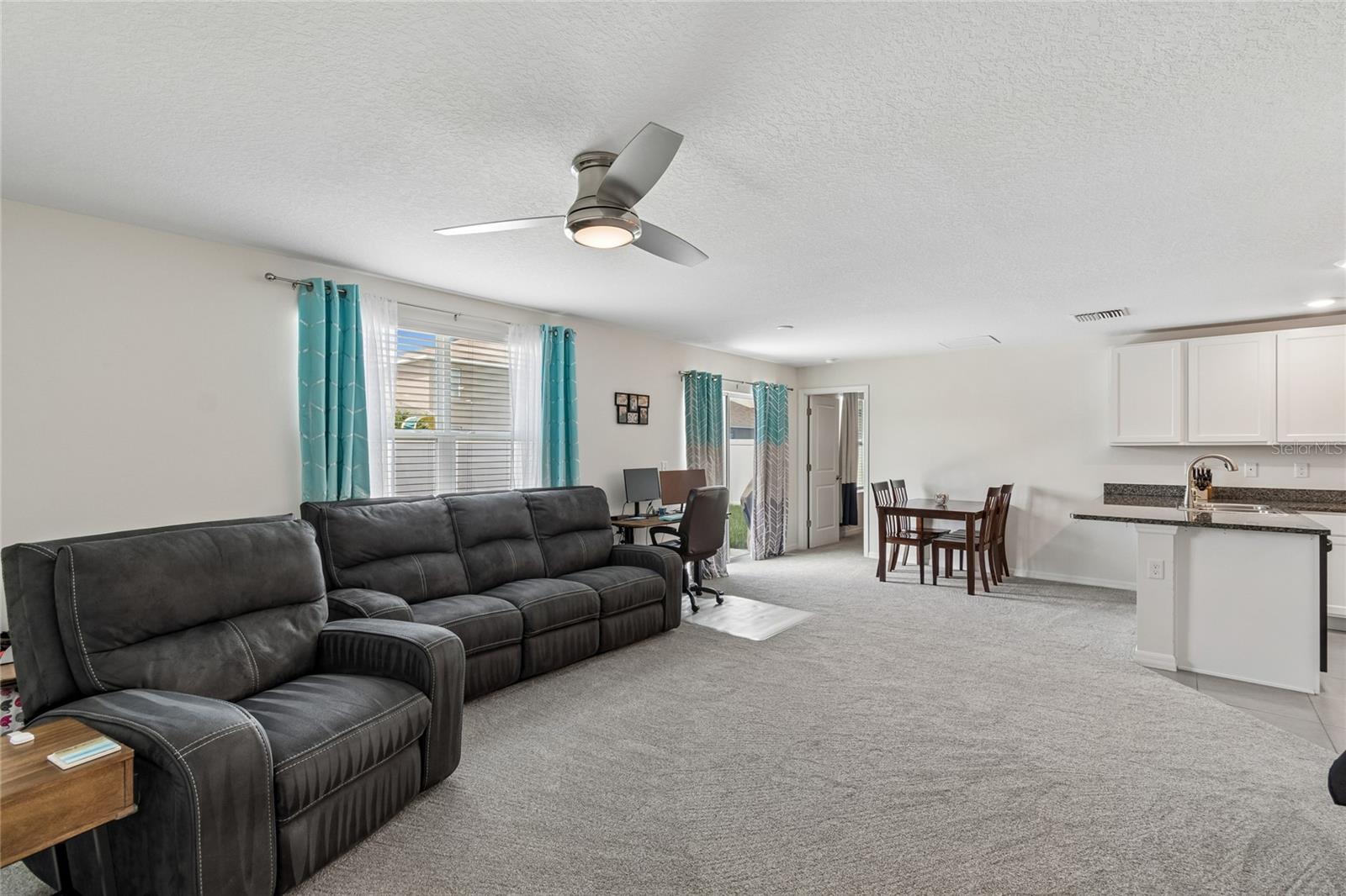 NEW carpet in the large family room!!