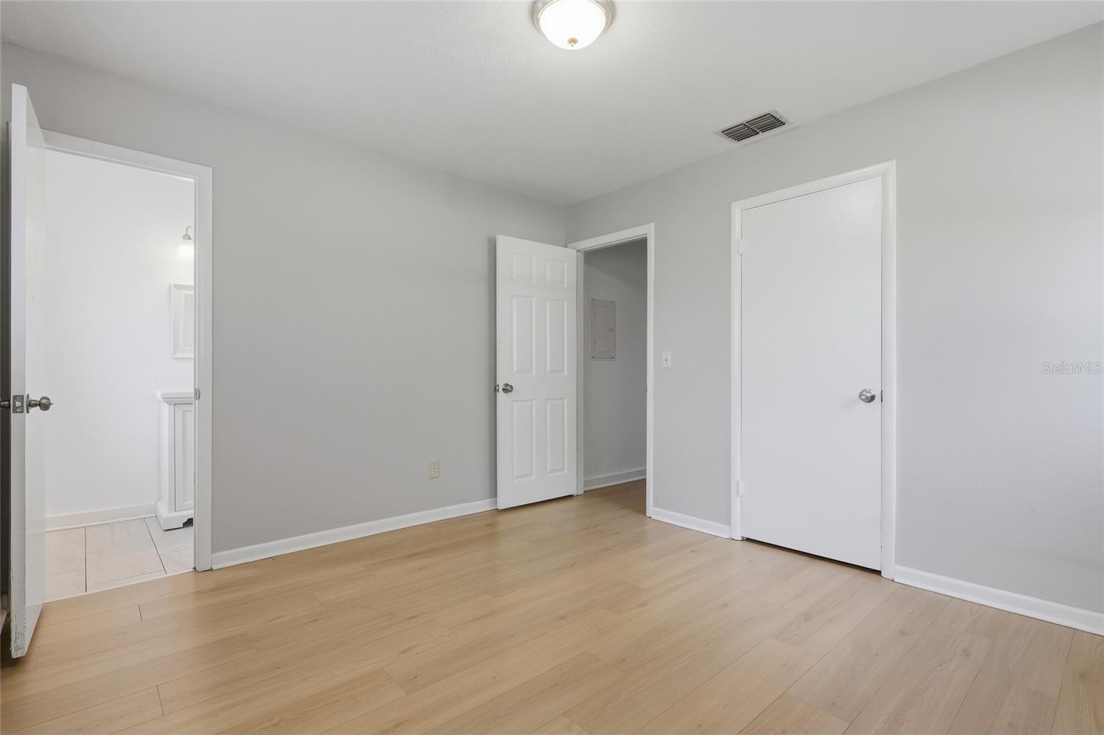 View into primary bath.