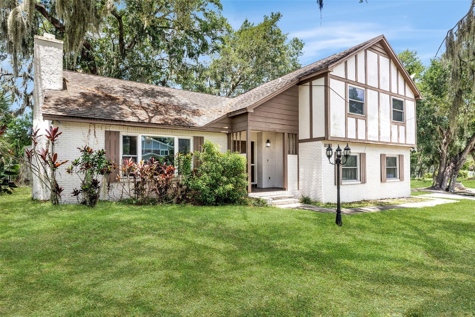 0.25 lot, no HOA