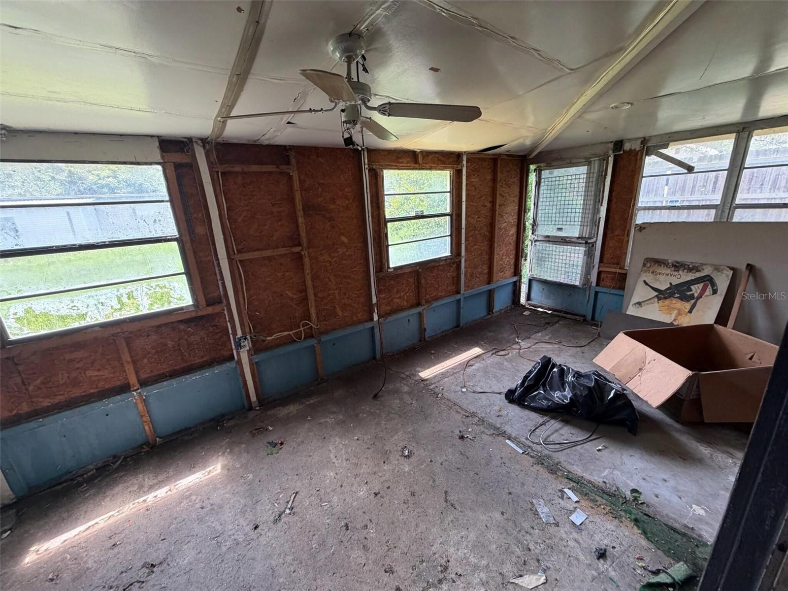 O6417064