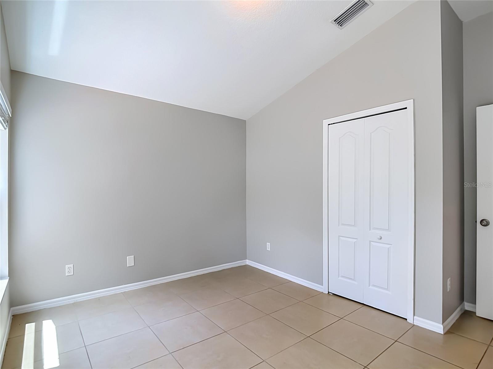 C7527379