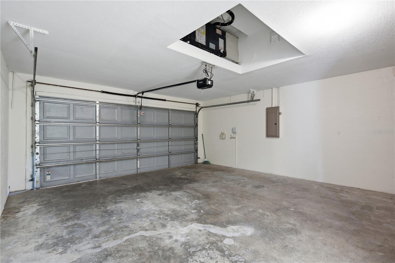 garage