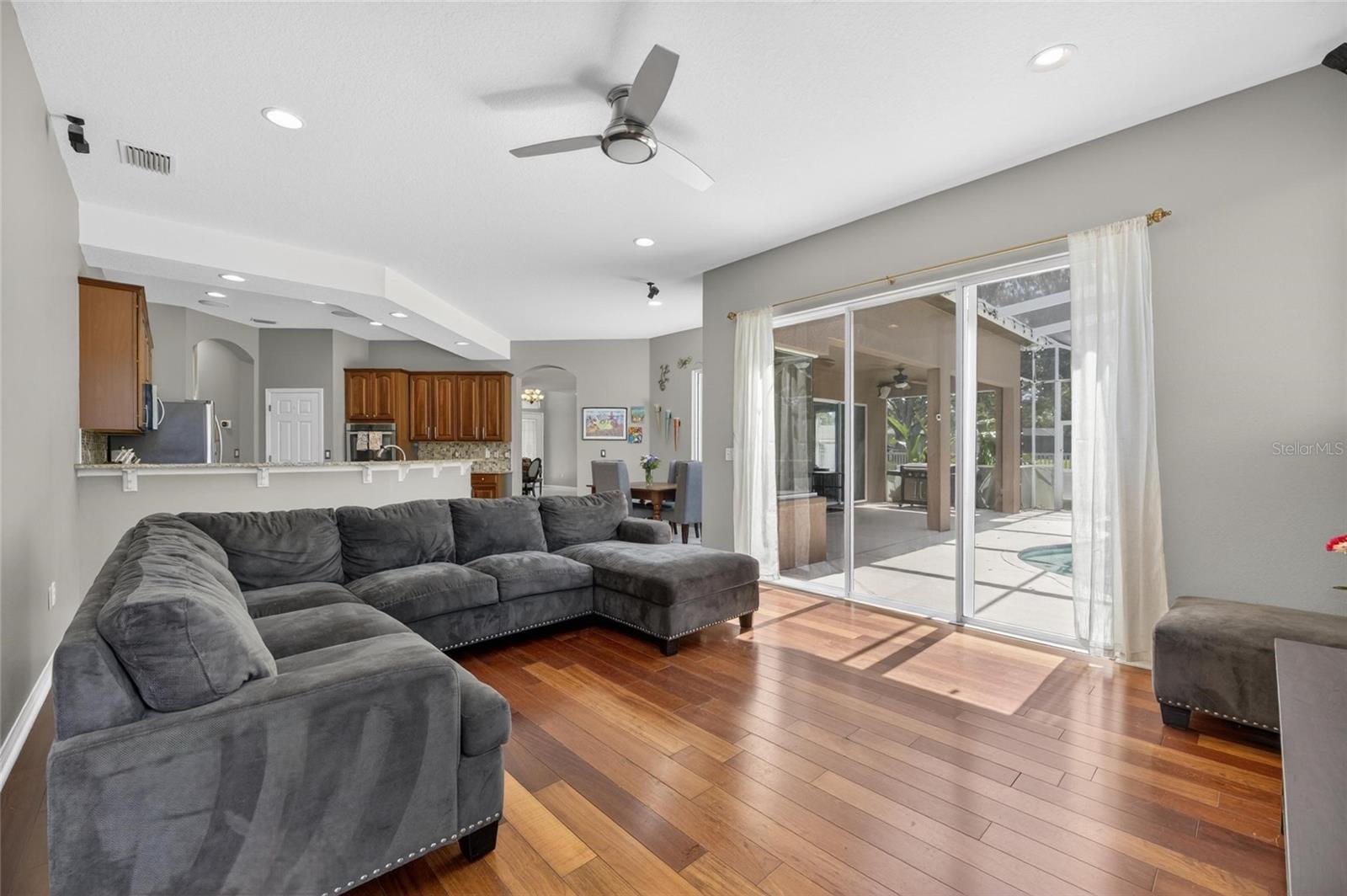 Living Room / Kitchen View