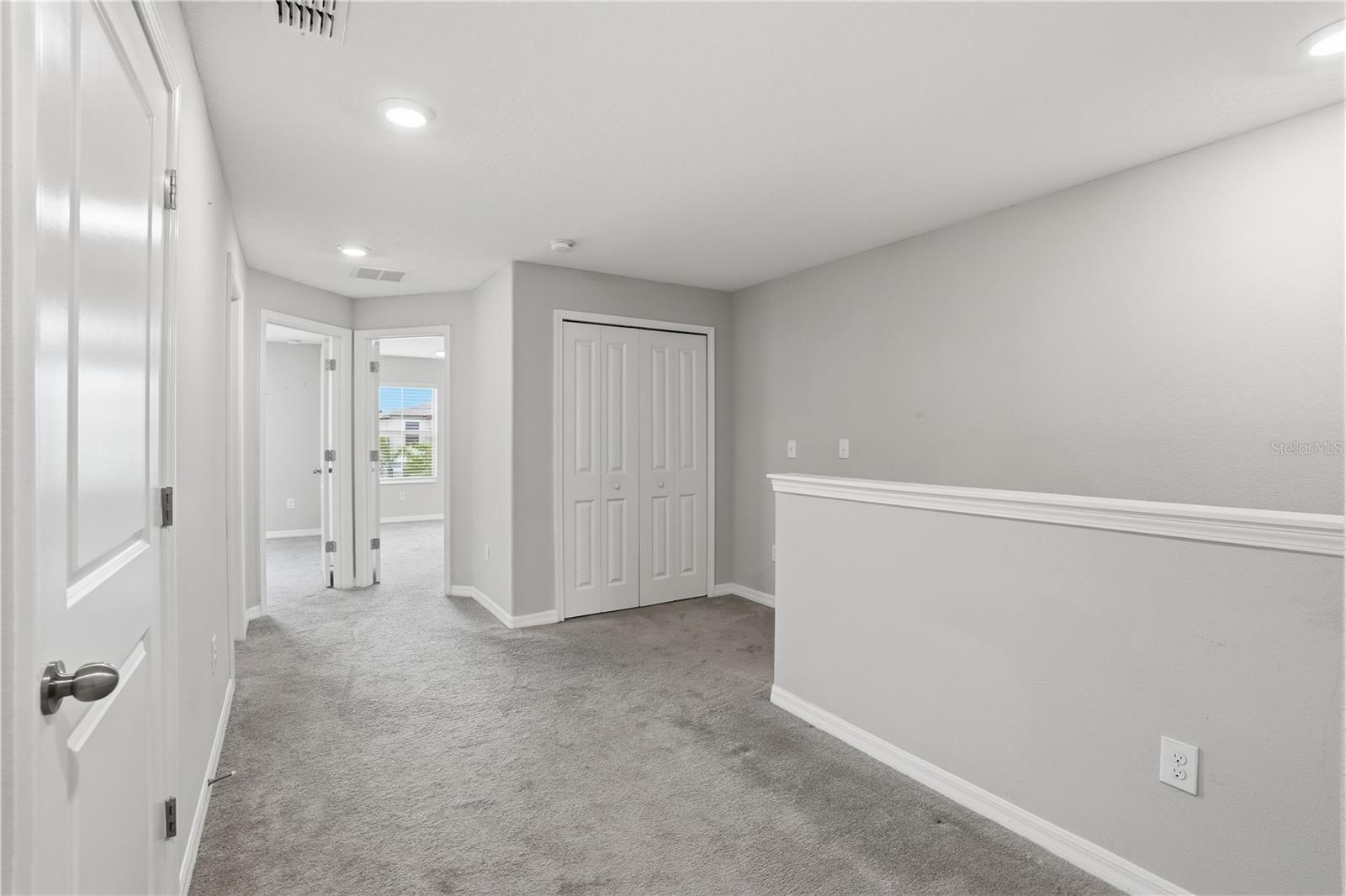 Landing/Loft