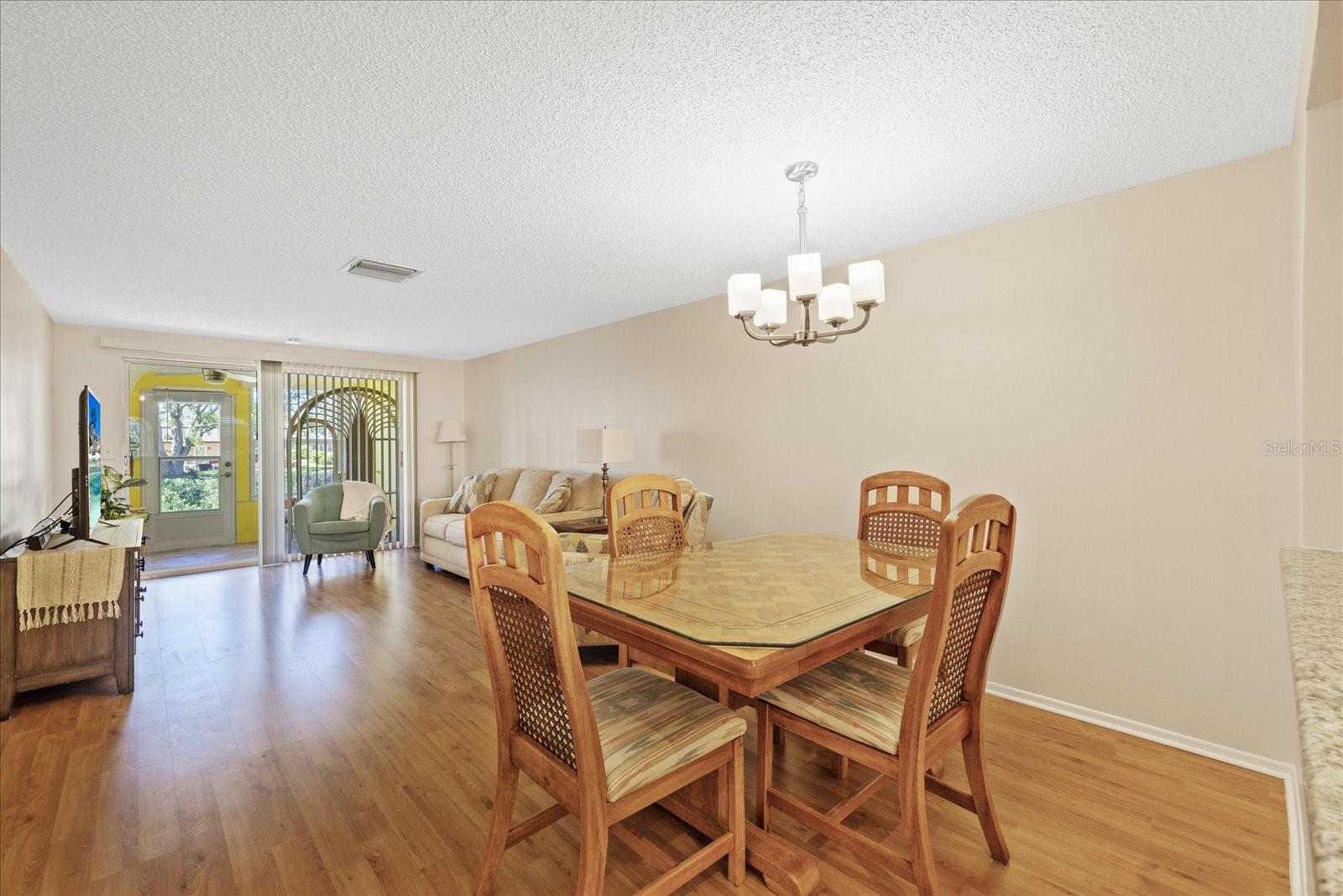 dining/living and lanai door