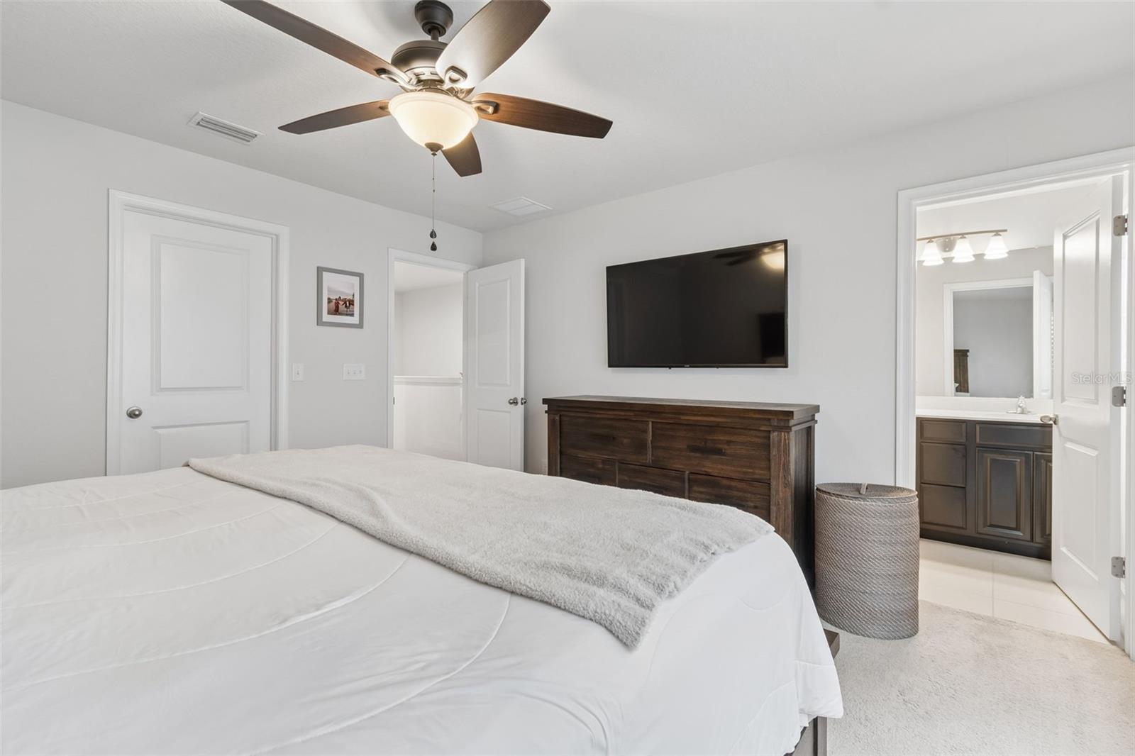 PRIMARY BEDROOM