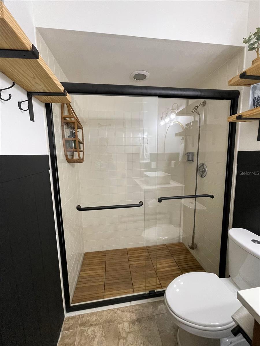 En suite bath for Primary bedroom
