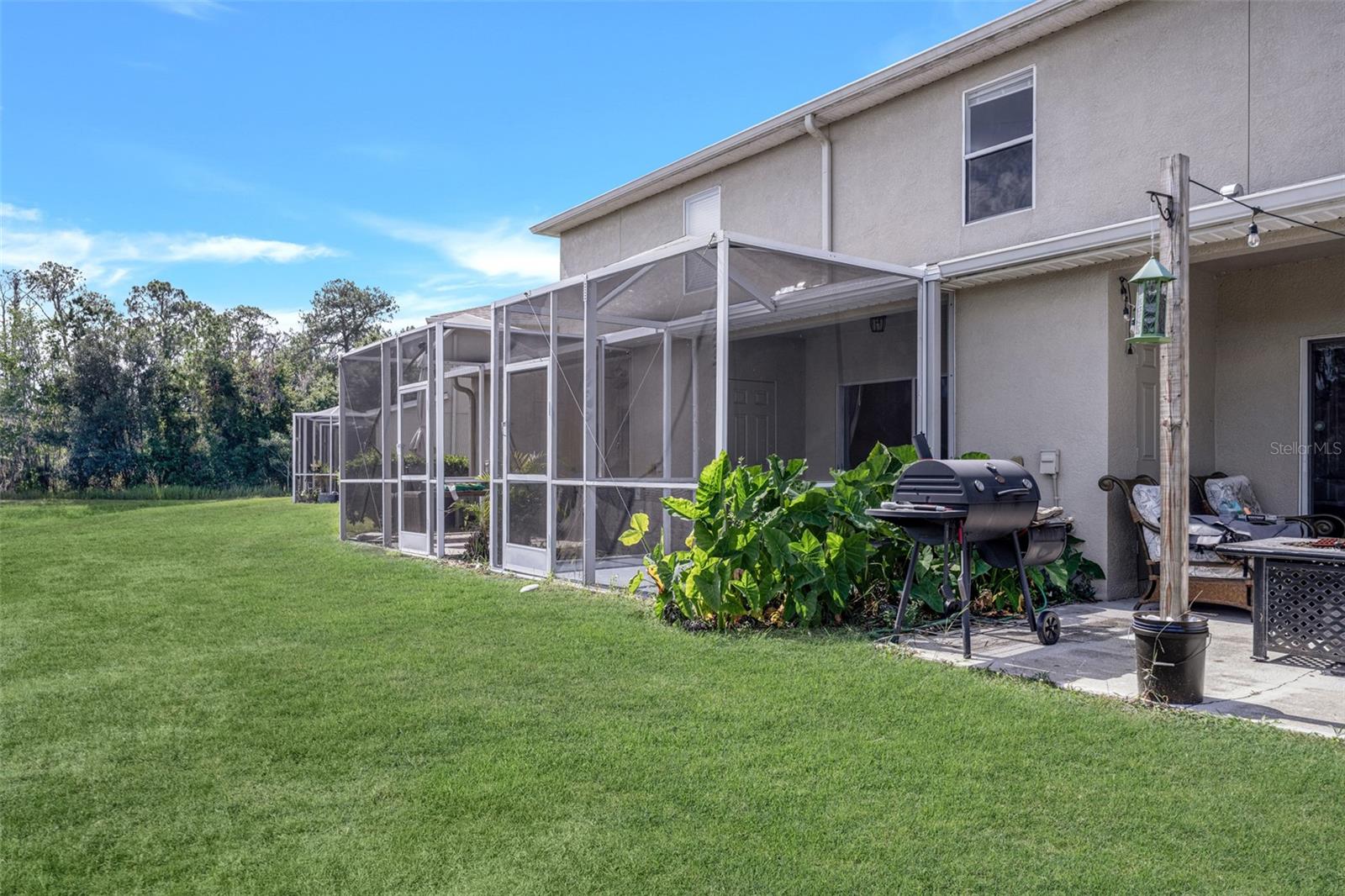 Screened-in lanai