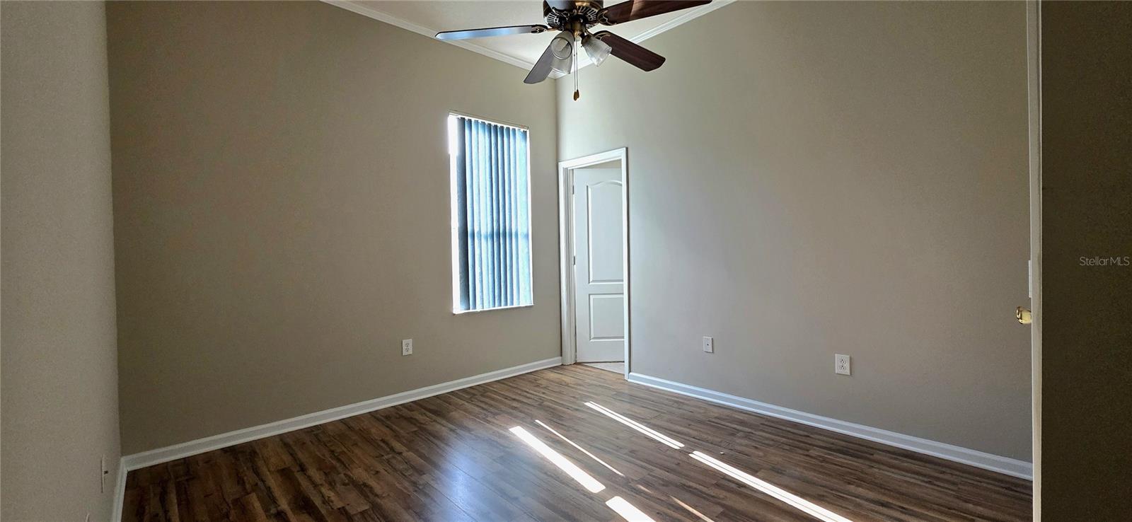 25638 Ferdinand - 4th bedroom