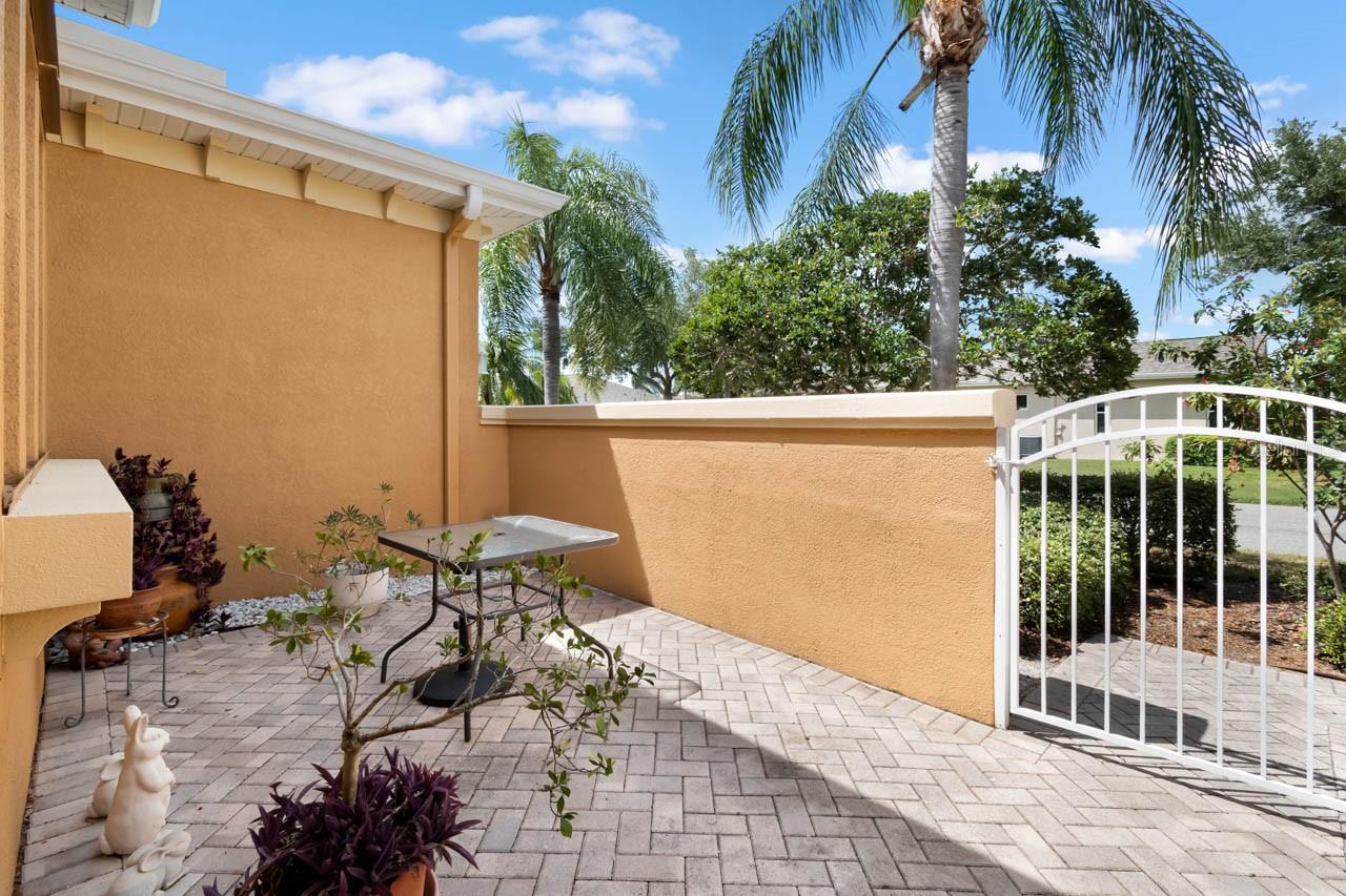 Courtyard1