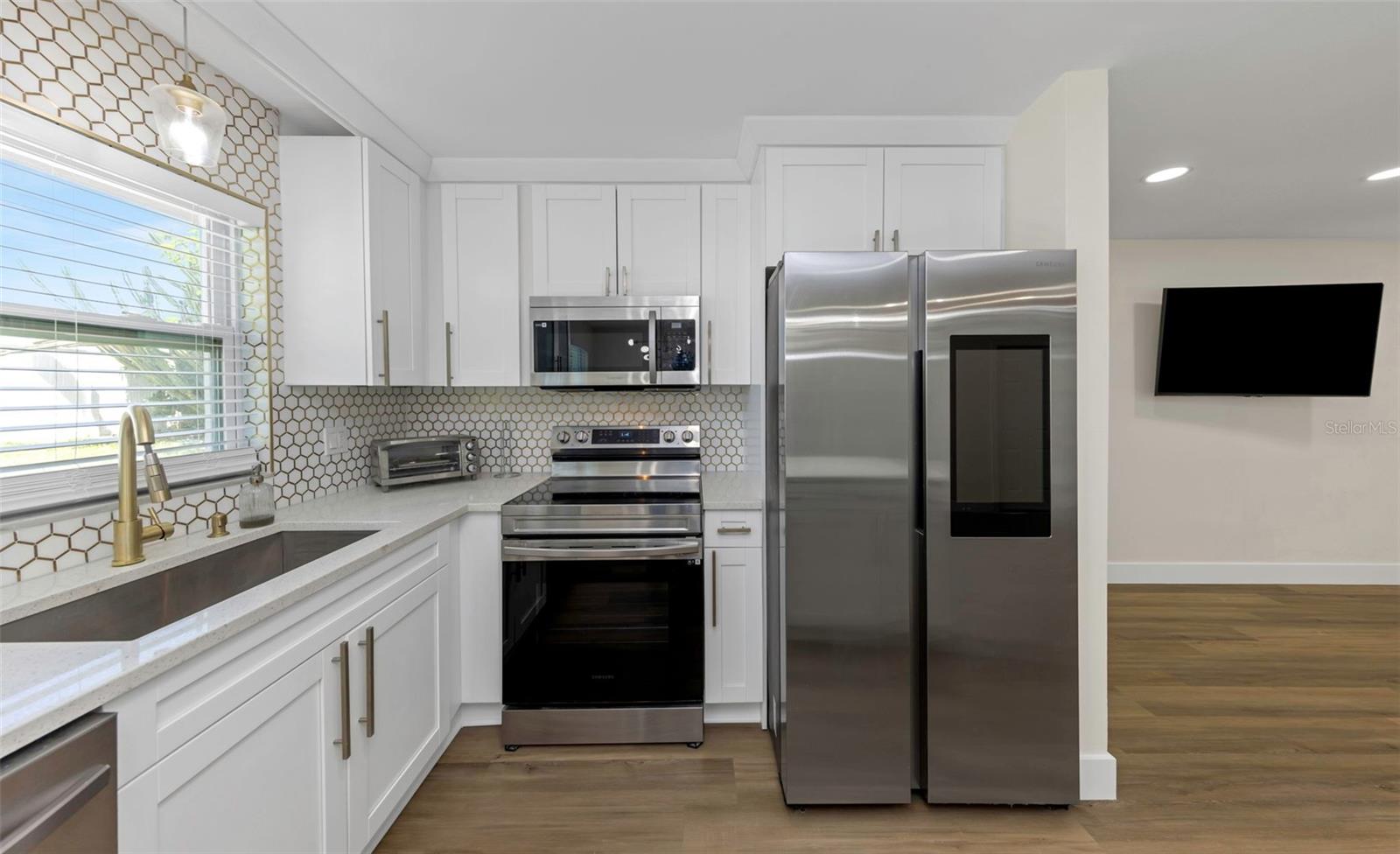 Kitchen - Side View