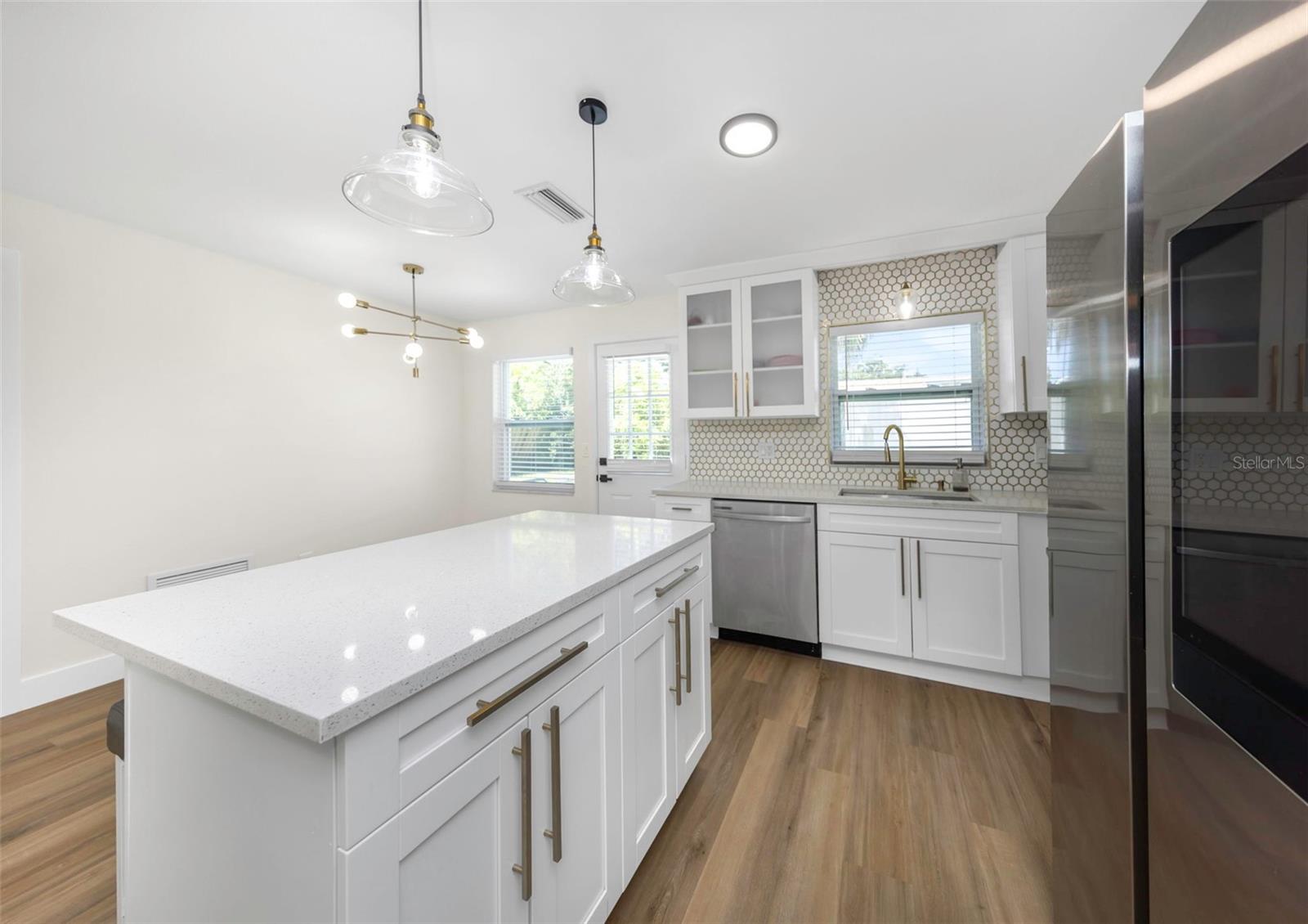 Kitchen - Island