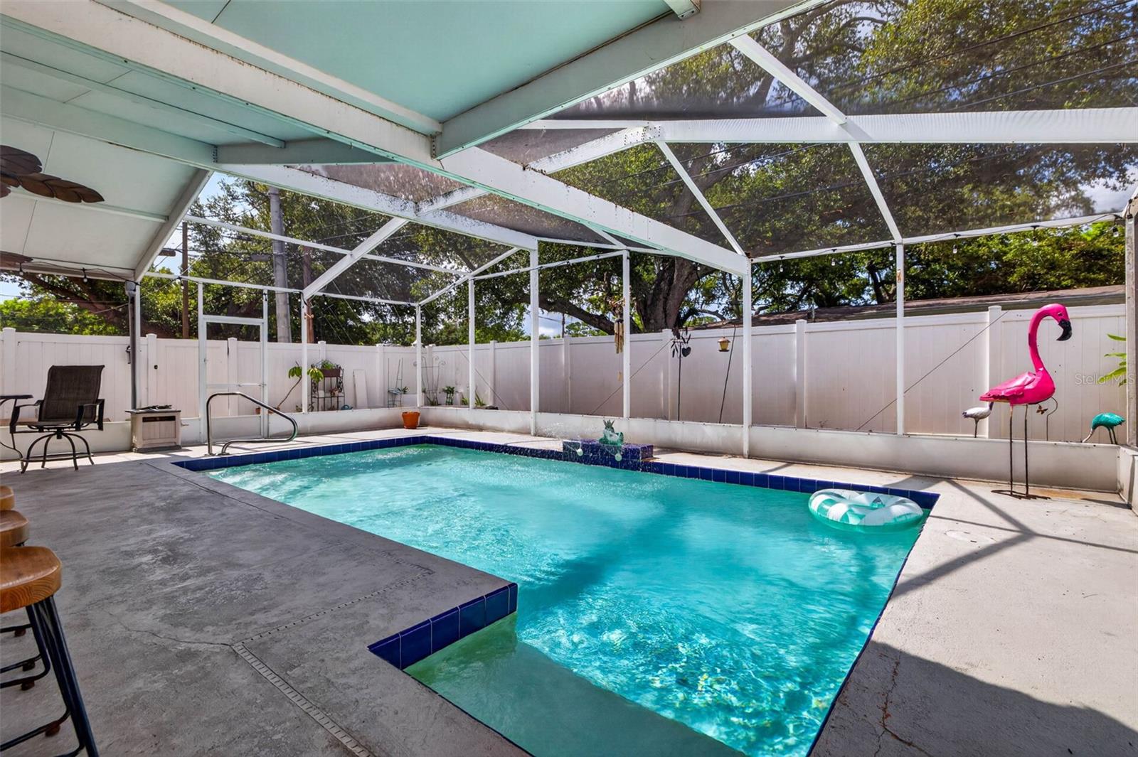 Covered seating area