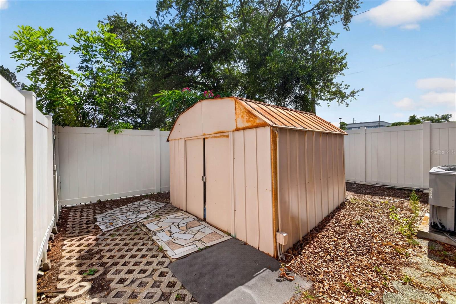 Detached storage shed with electricity
