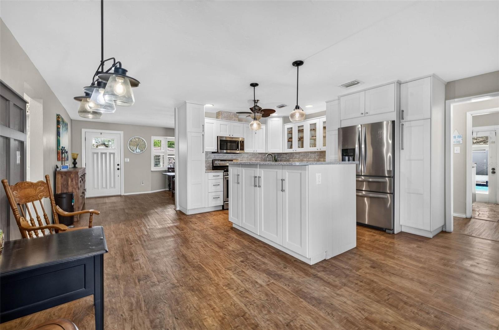 Gourmet style kitchen