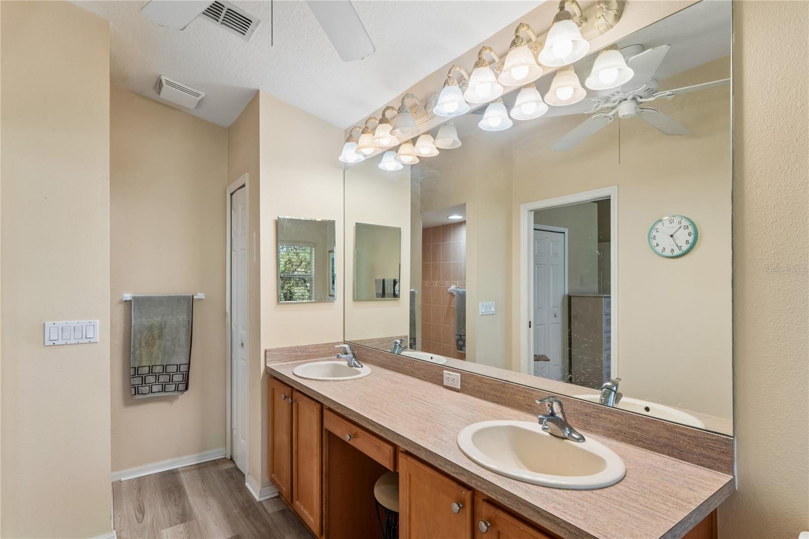 Double sinks
