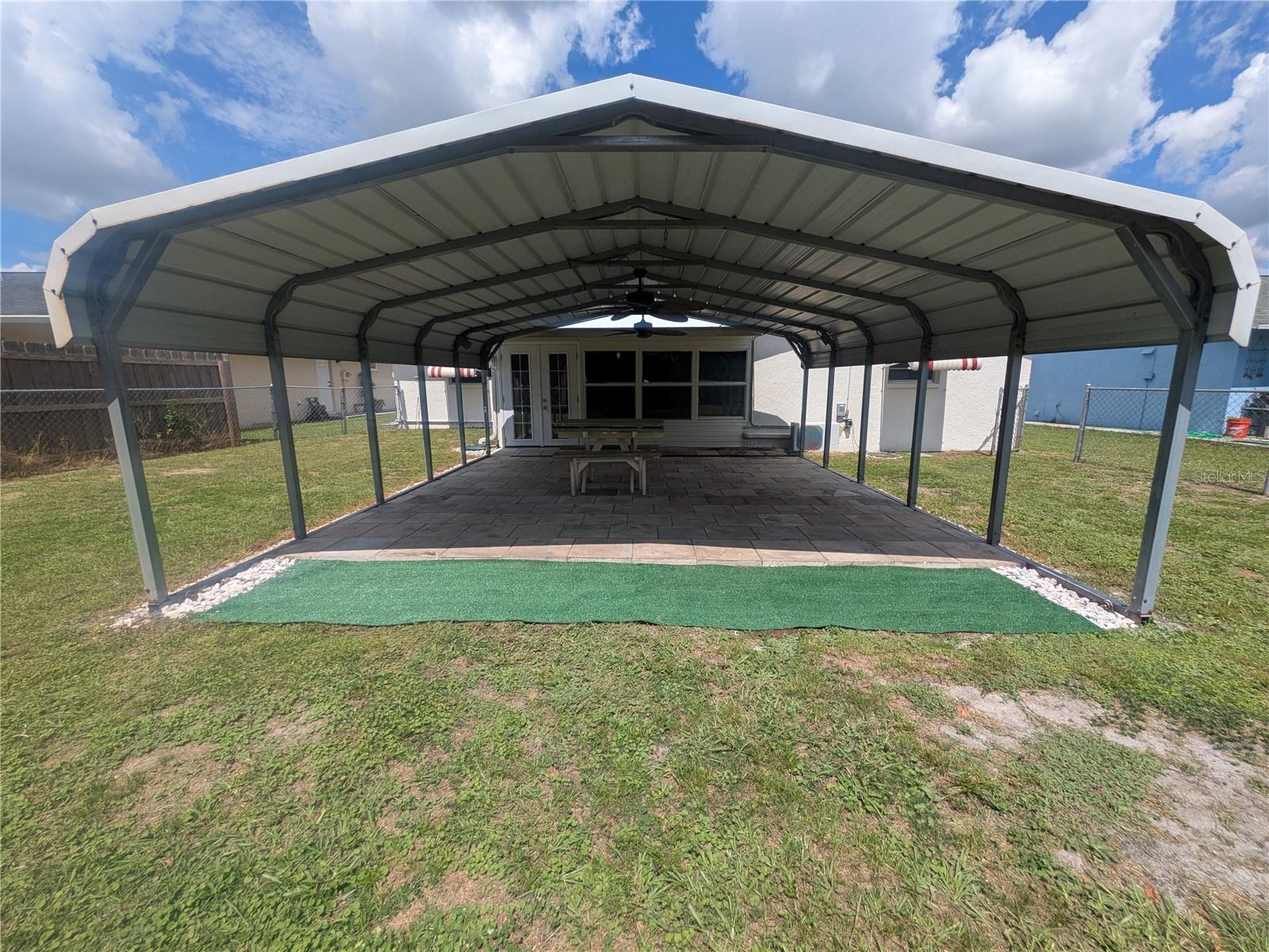 Open space for large gatherings