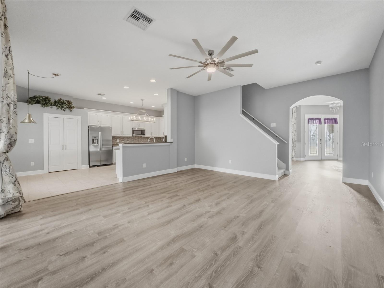 Family Room - 11530 Oyster Bay Circle, New Port Richey, FL 34654
