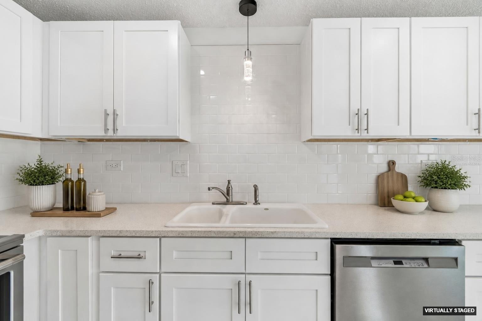 VIRTUALLY STAGED KITCHEN AREA