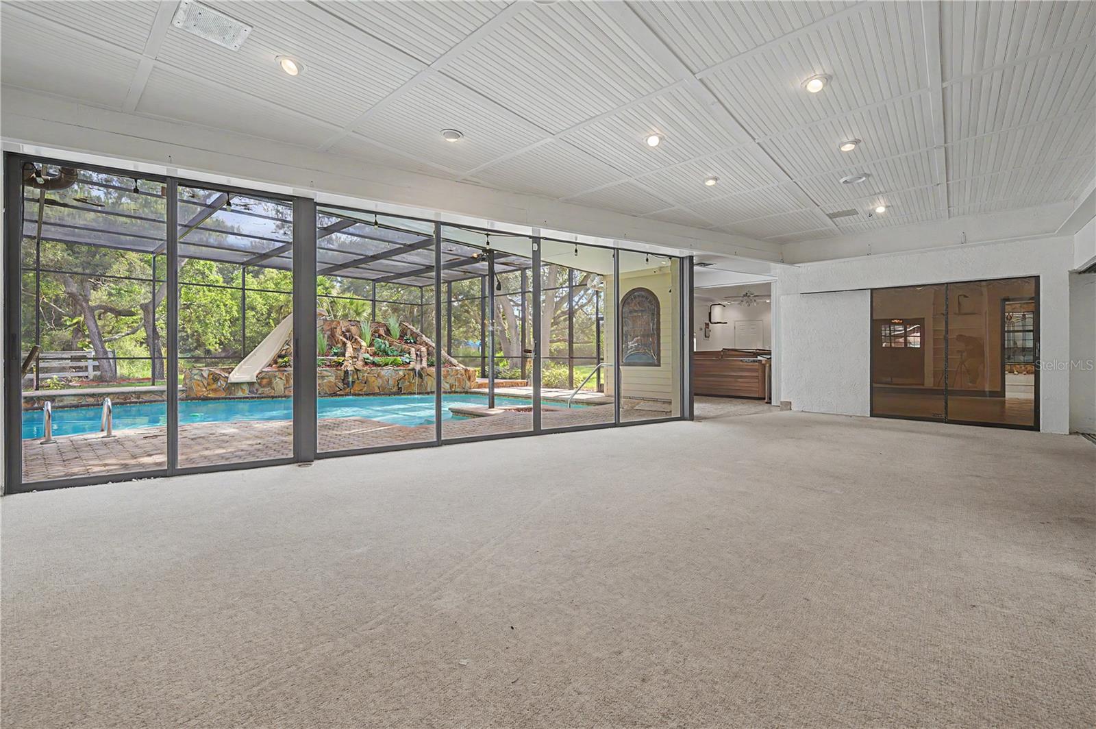 Enclosed patio with endless ideas for the space