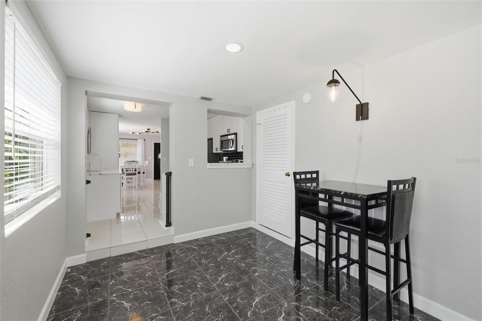 Living Area / Bonus Room