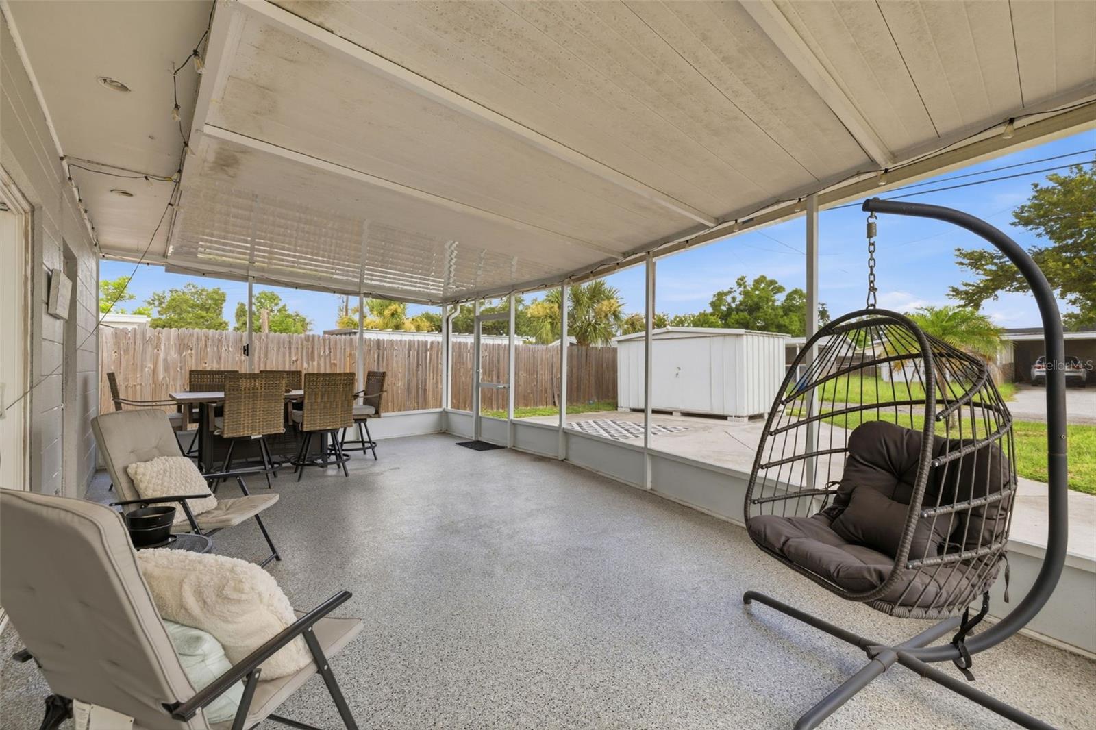 Screened-In Lanai