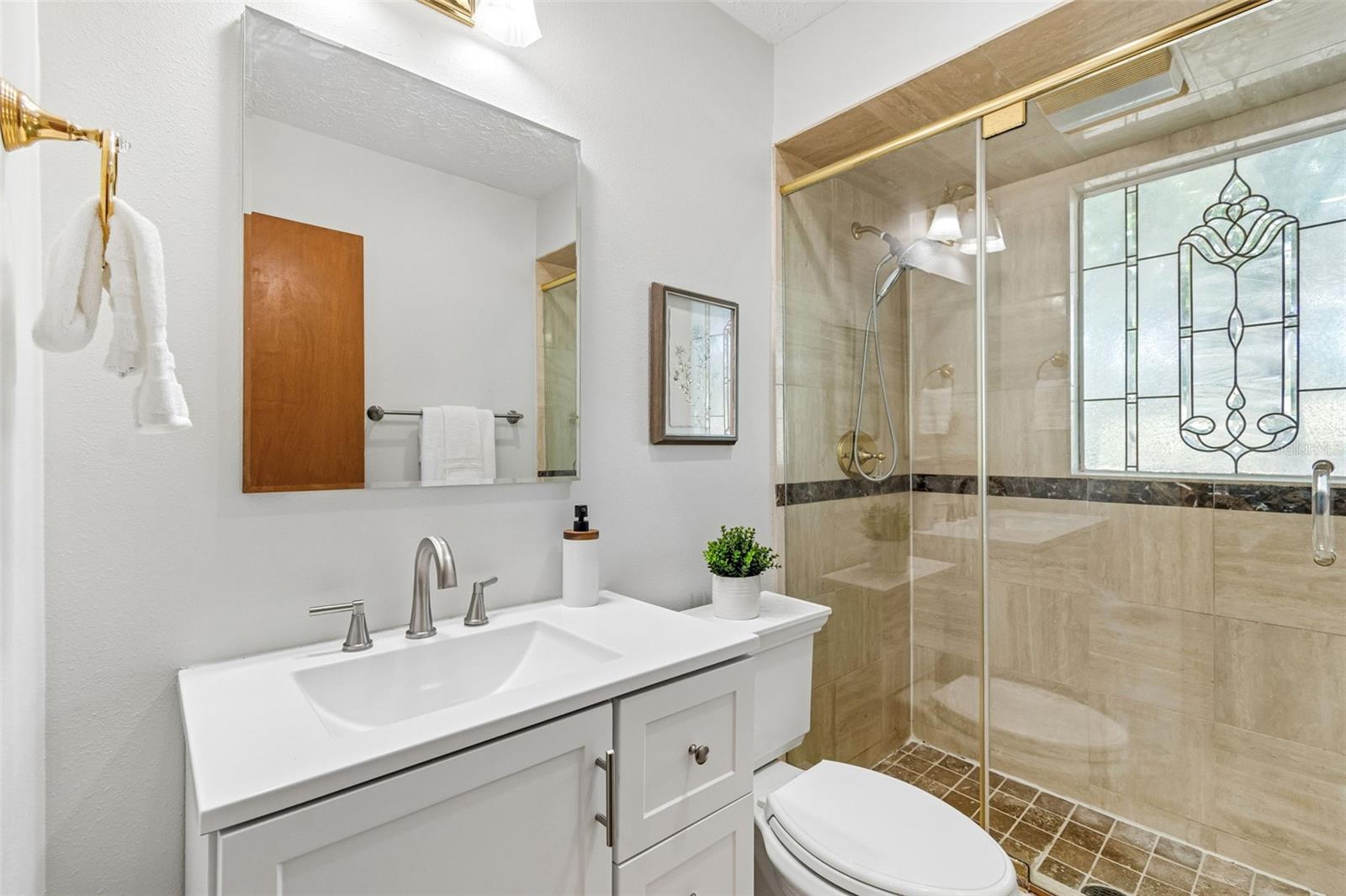 Downstairs full bath