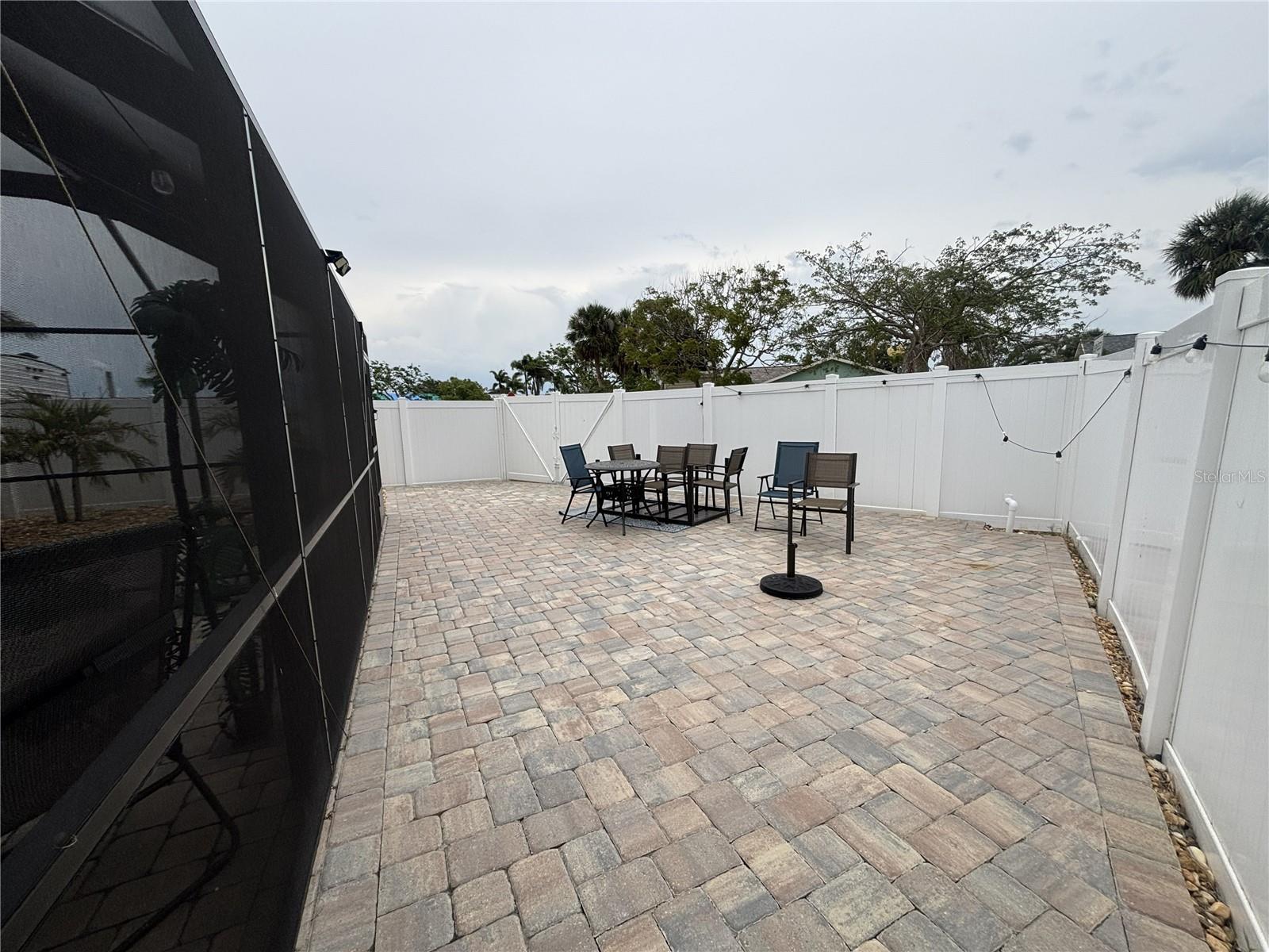 PRIVATE OUTDOOR PATIO