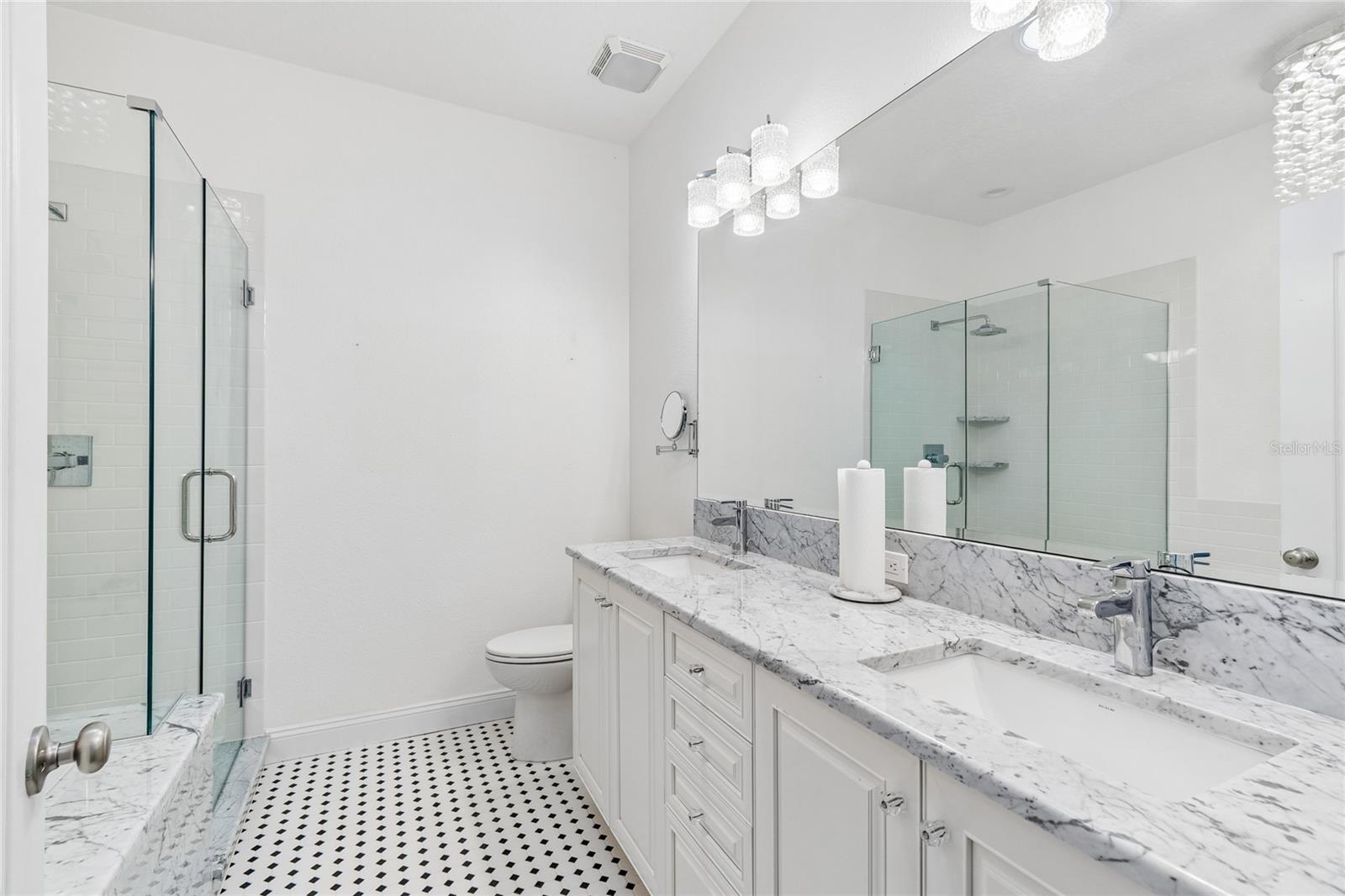 Primary En Suite Bathroom