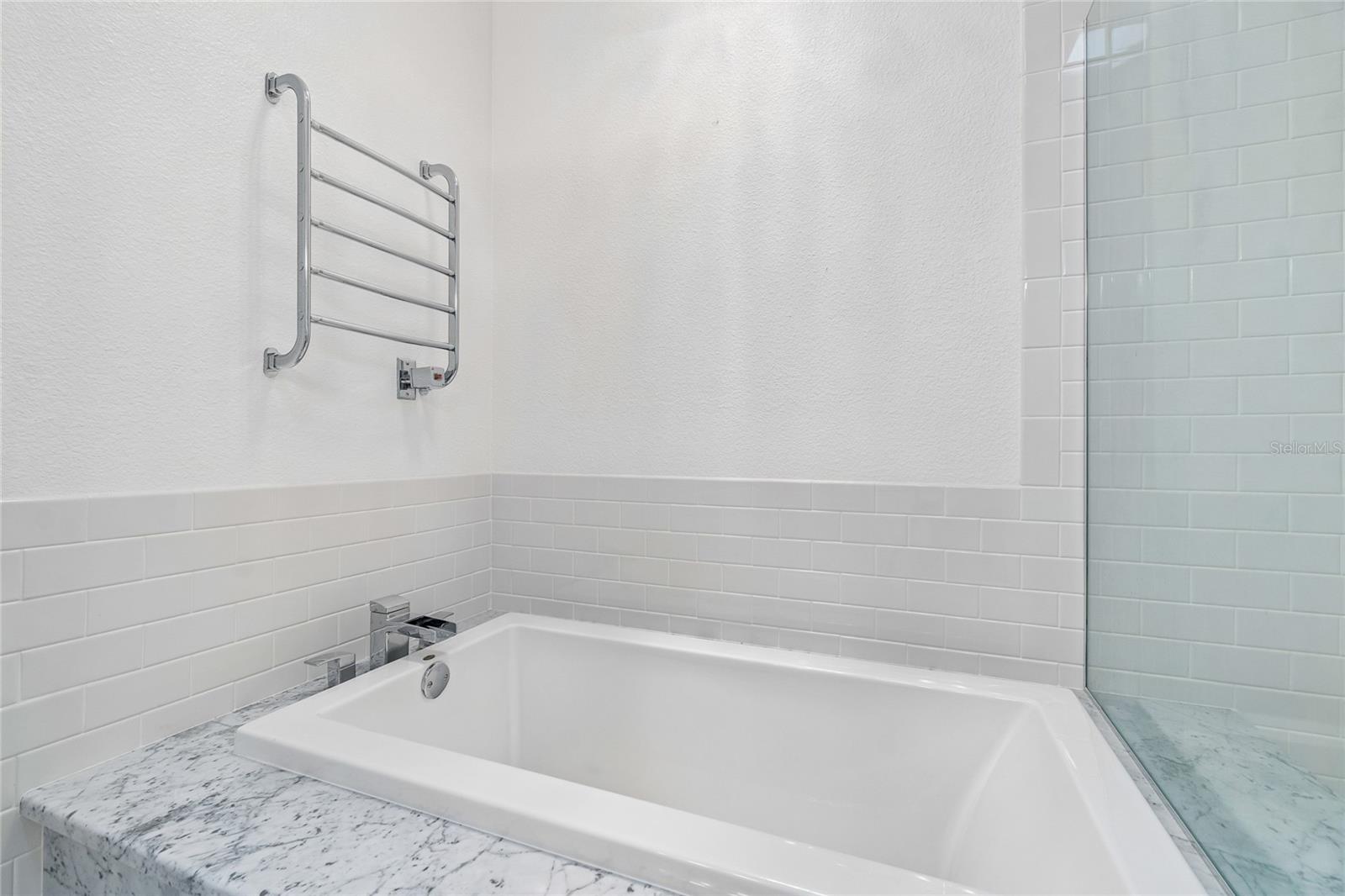 Primary En Suite Bathroom