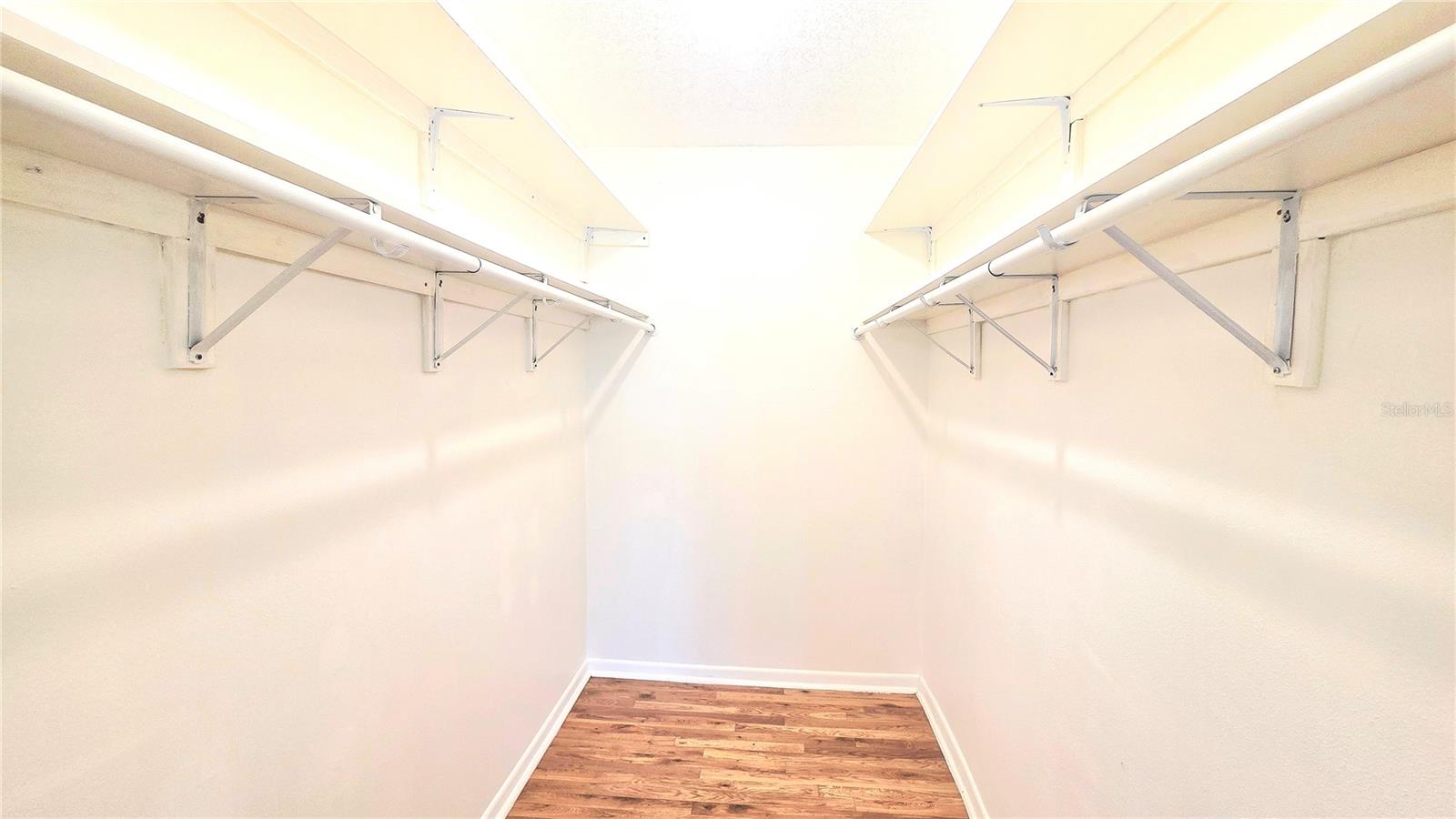Walk in closet