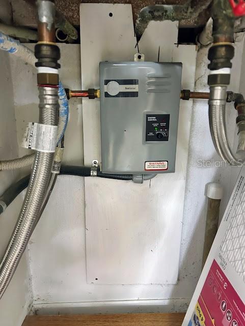 Tankless water heater