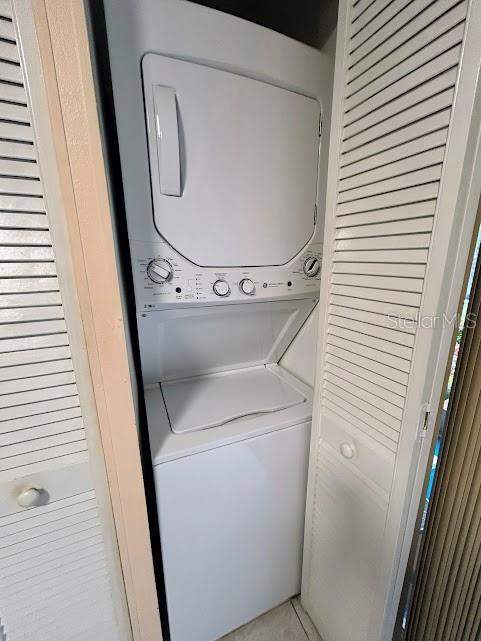 stackable washer & dryer