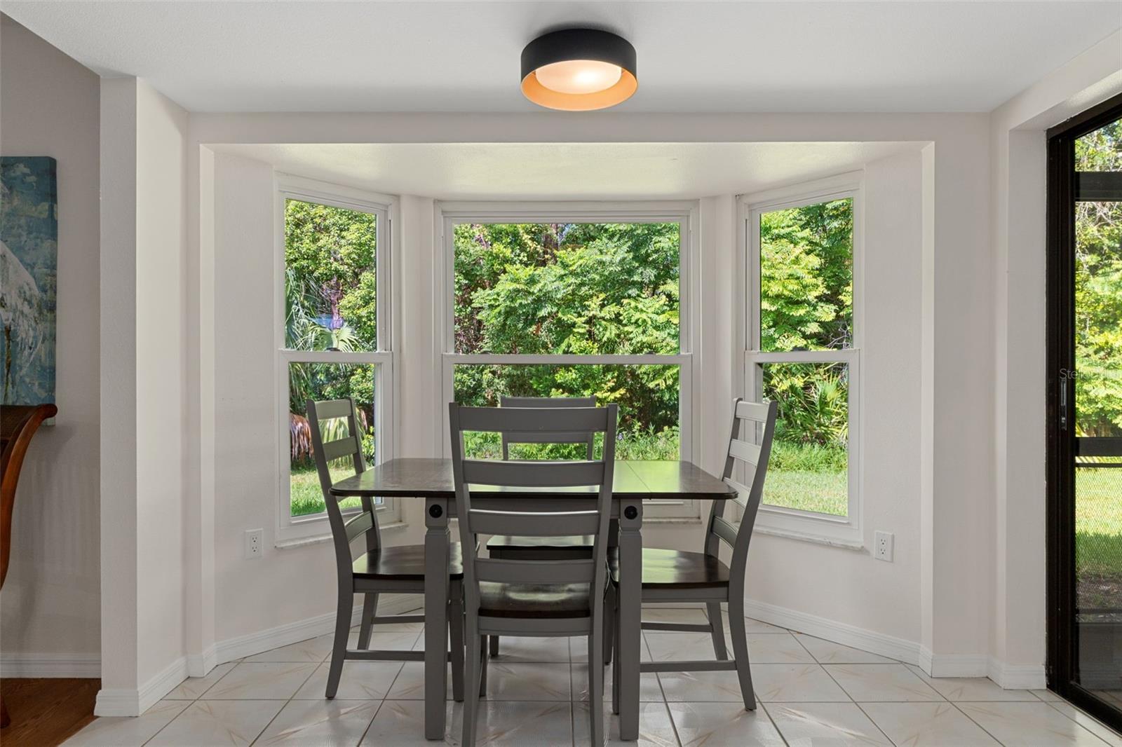 BREAKFAST NOOK