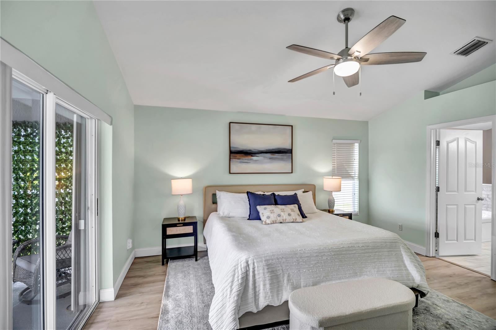Primary suite