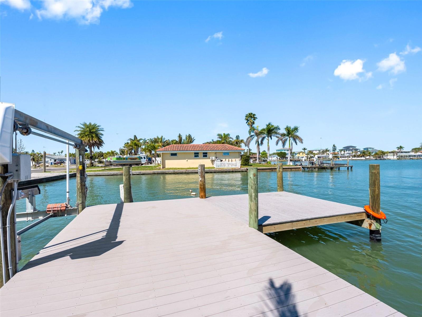 TB8520269