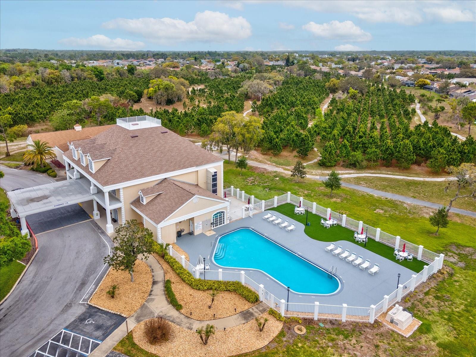 Clubhouse, pool and BBQ area