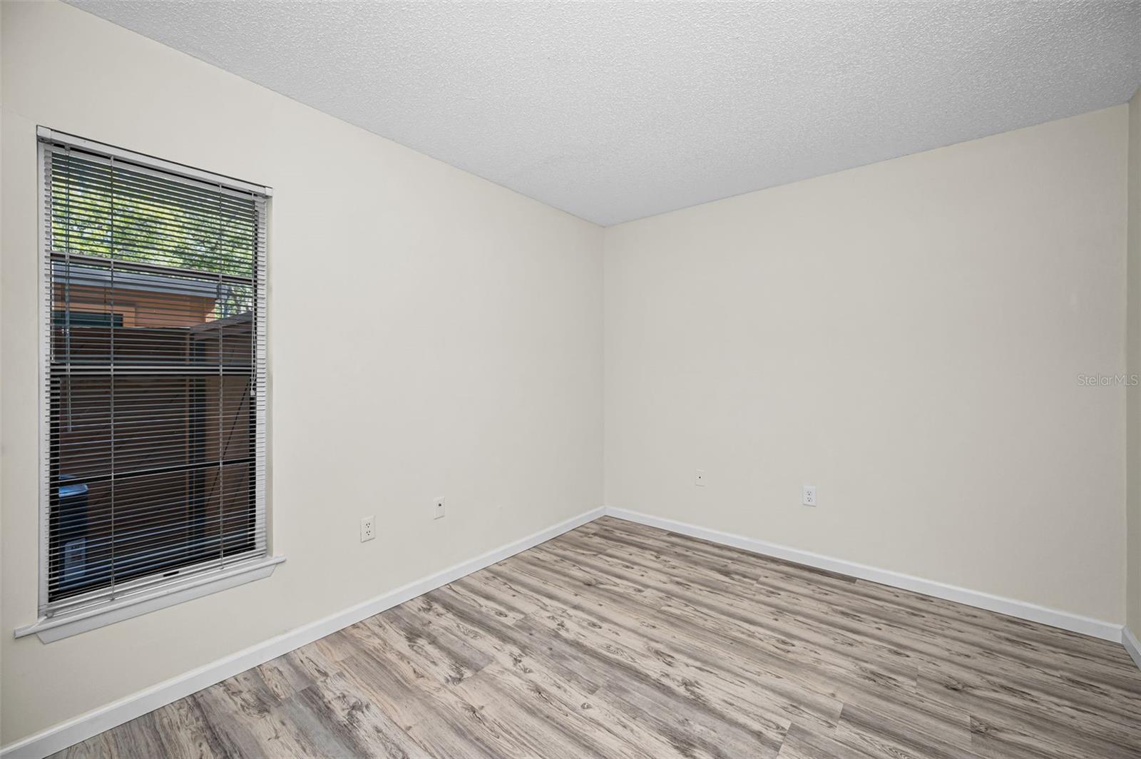 Family Room or Bonus Room for Office/Hobbies