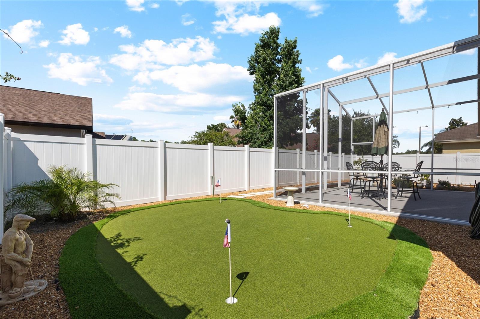 Brand new Putting Green