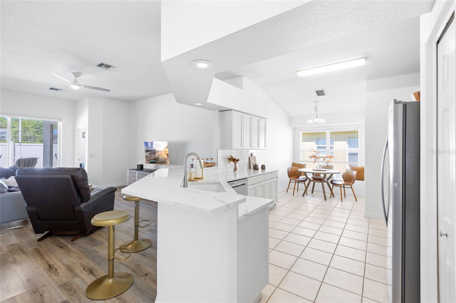 Kitchen & Living Room